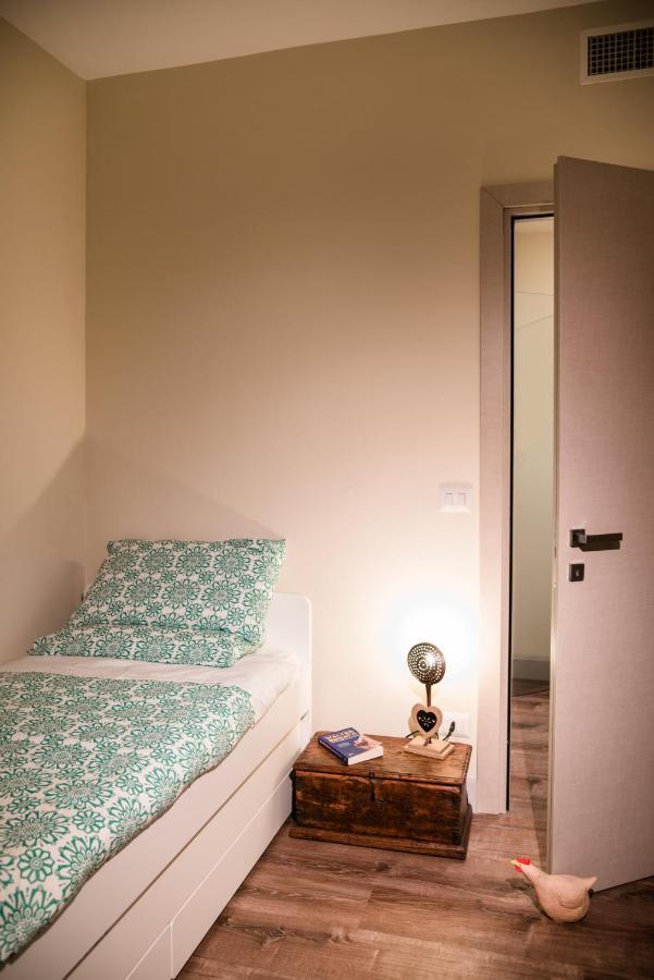 Cosy En Ville Apartment In Aosta Center Luaran gambar